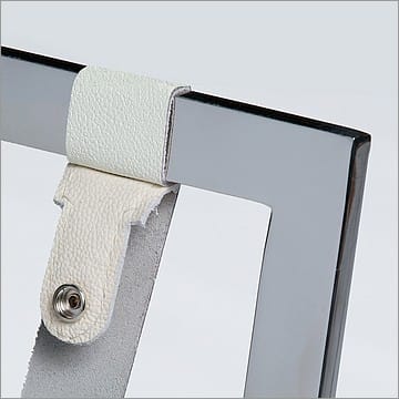 Mies van der Rohe - Exhibition Chair