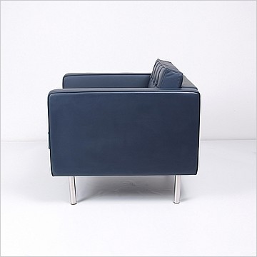Mies van der Rohe Style: Resorhaus Lounge Chair - Navy Blue