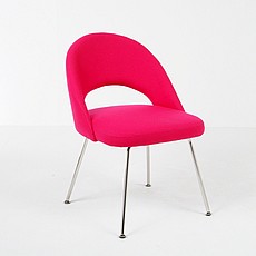 Show product details for Saarinen: Dining Chair Reproduction - Fabric