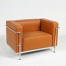Show product details for Grande Lounge Chair - Golden Tan Leather