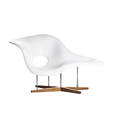 Show product details for Eames: Molded Eliptical Chair Reproduction