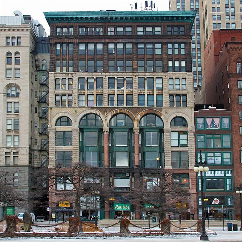 Iconic Modern Classic Furniture | ModernClassics.com