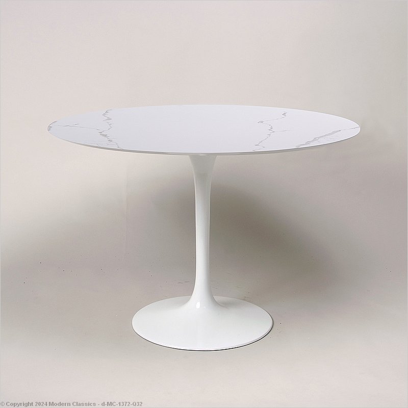 Tulip Bistro Table 42 Inch Round Quartz Top Eero Saarinen Knoll Replica by ModernClassics