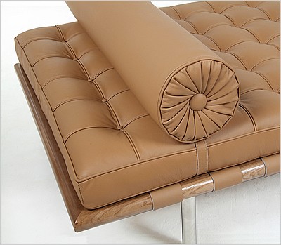 Exhibition Daybed - Terra Brown Leather