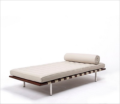 Modern Classics Barcelona Daybed - View 5