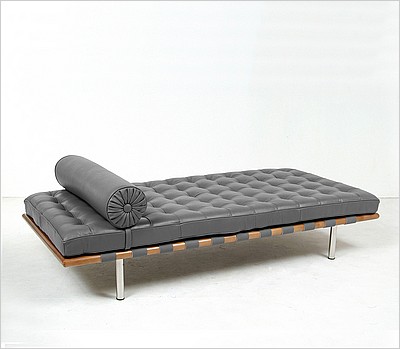 Exhibition Daybed - Cloud Gray Leather