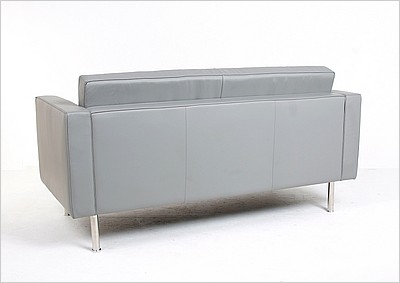 Mies van der Rohe Style: Resorhaus Loveseat