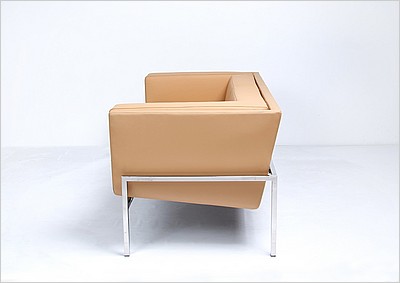 Eero Saarinen Style: GM Lobby Loveseat