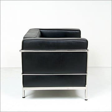 Le Corbusier Style LC3 Chair - Smooth Black - View 2