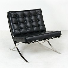 Exhibition Chair - Premium Shiny Black Leather