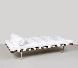 Show product details for Exhibition Daybed - Porcelain White Leather