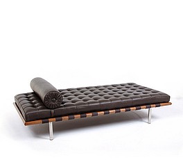 Show product details for Exhibition Daybed - Espresso Brown Leather