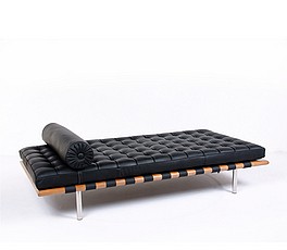 Exhibition Daybed - Premium Black Leather