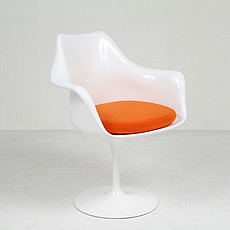 Show product details for Saarinen Style: Tulip Arm Chair
