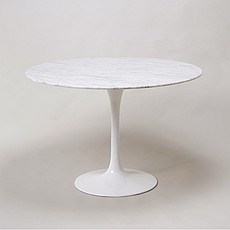 Saarinen Tulip Bistro Table 42 Inch Round - White Quartz with Grey Veins