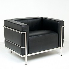 Grande Lounge Chair - Standard Black Leather