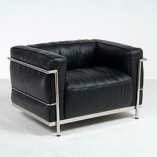 Grande Feather Relaxed Lounge Chair - Premium Shiny Black