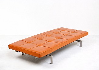 Show product details for Kjaerholm Style: PK80 Daybed
