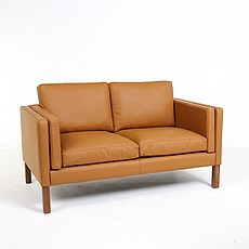 Model 2332 Style Loveseat - Fall Tan/ Dark Walnut
