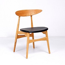 Show product details for Wegner Style: CH-33 Dining Chair