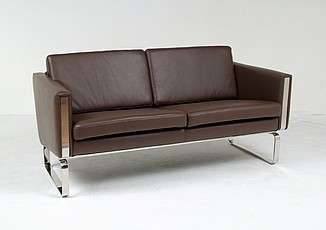 Show product details for Wegner Style: JH Loveseat