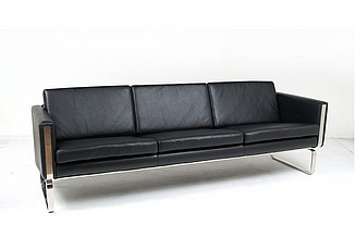 Show product details for Wegner Style: JH Sofa