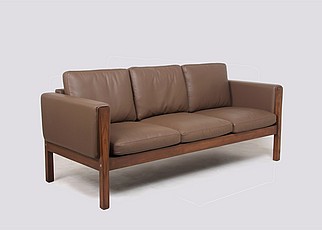 Show product details for CH162 Sofa - Wegner Style
