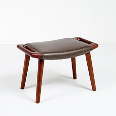 Show product details for Wegner Style: Papa Bear Footstool