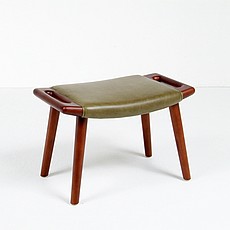 Wegner Style: Papa Bear Footstool