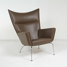 Show product details for Wegner Style: Wing Back Lounge Chair