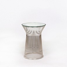 Show product details for Platner Style: Wire Frame Round Side Table